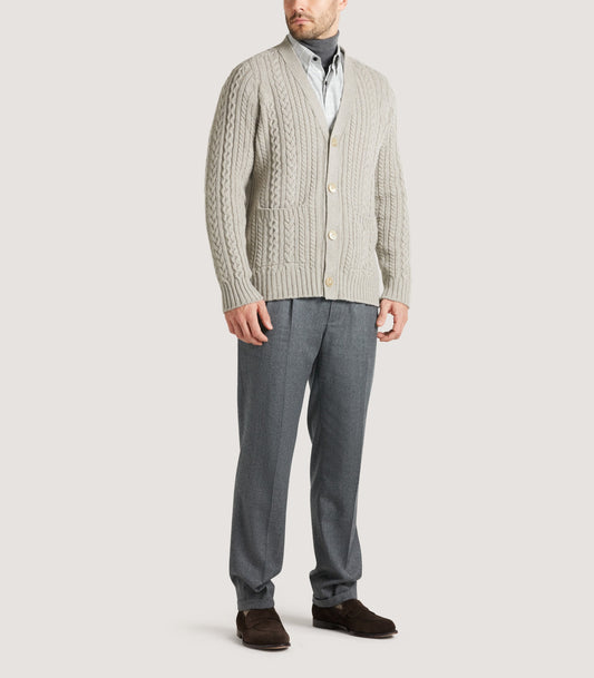 Men's Cashmere Cable And Rib V Neck Cardigan In Drab