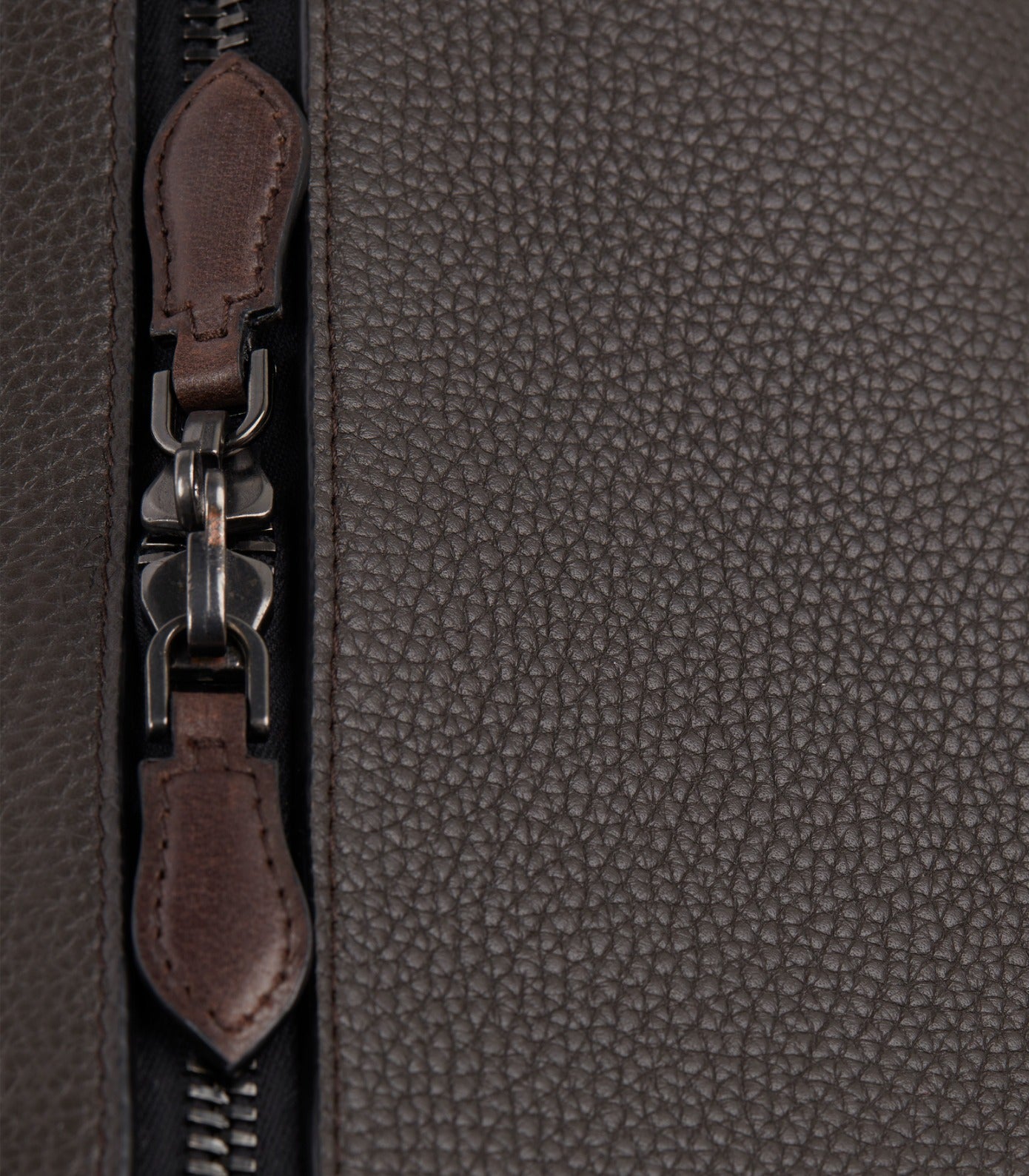 Leather Duffle Holdall Loader In Dark Brown