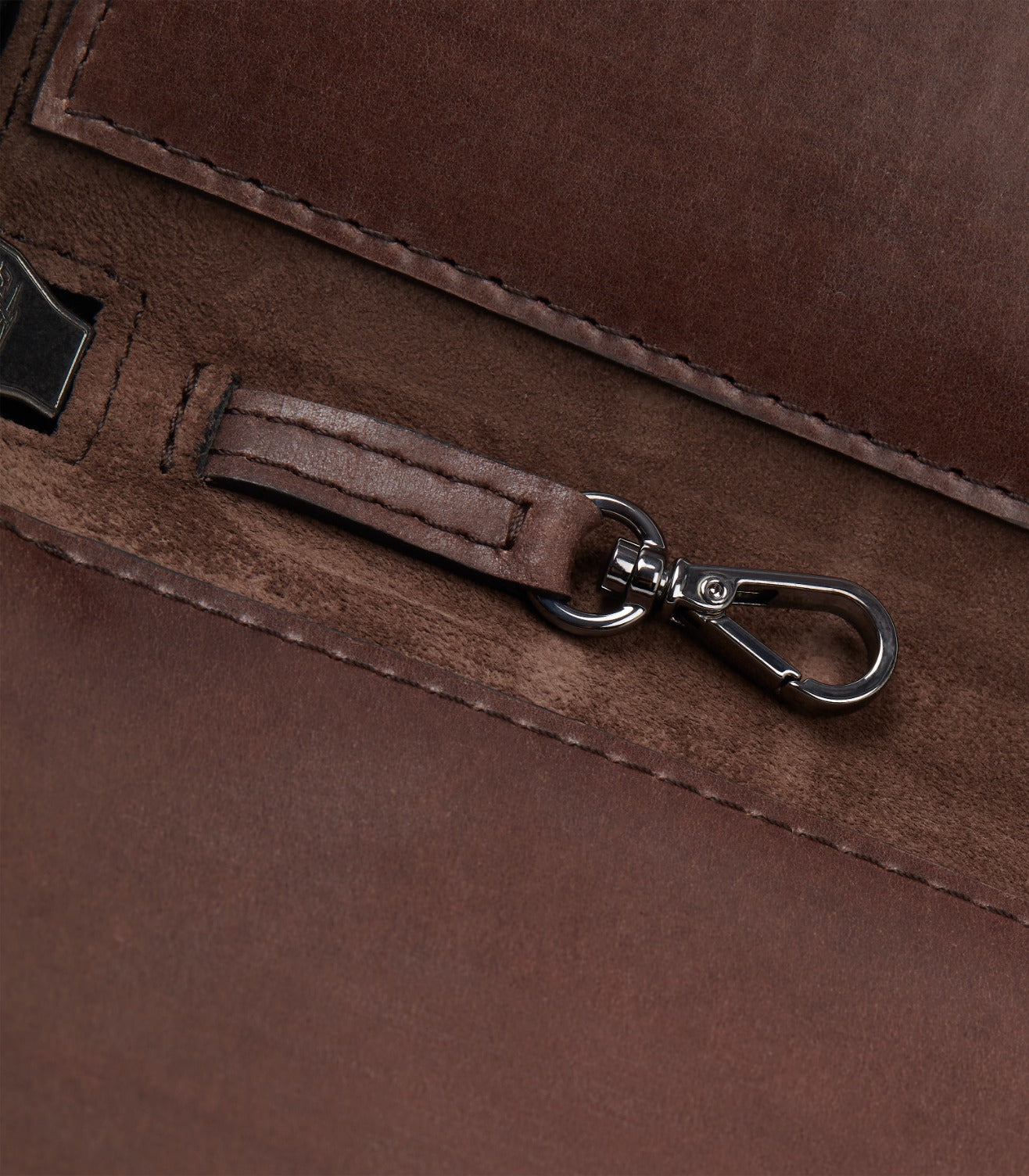 Crossbody Wallet In Dark Brown