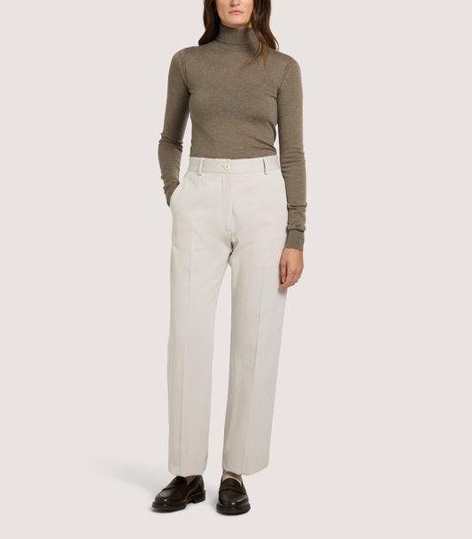 Women's Extra Fine Worsted Cashmere Turtleneck In Light Taupe