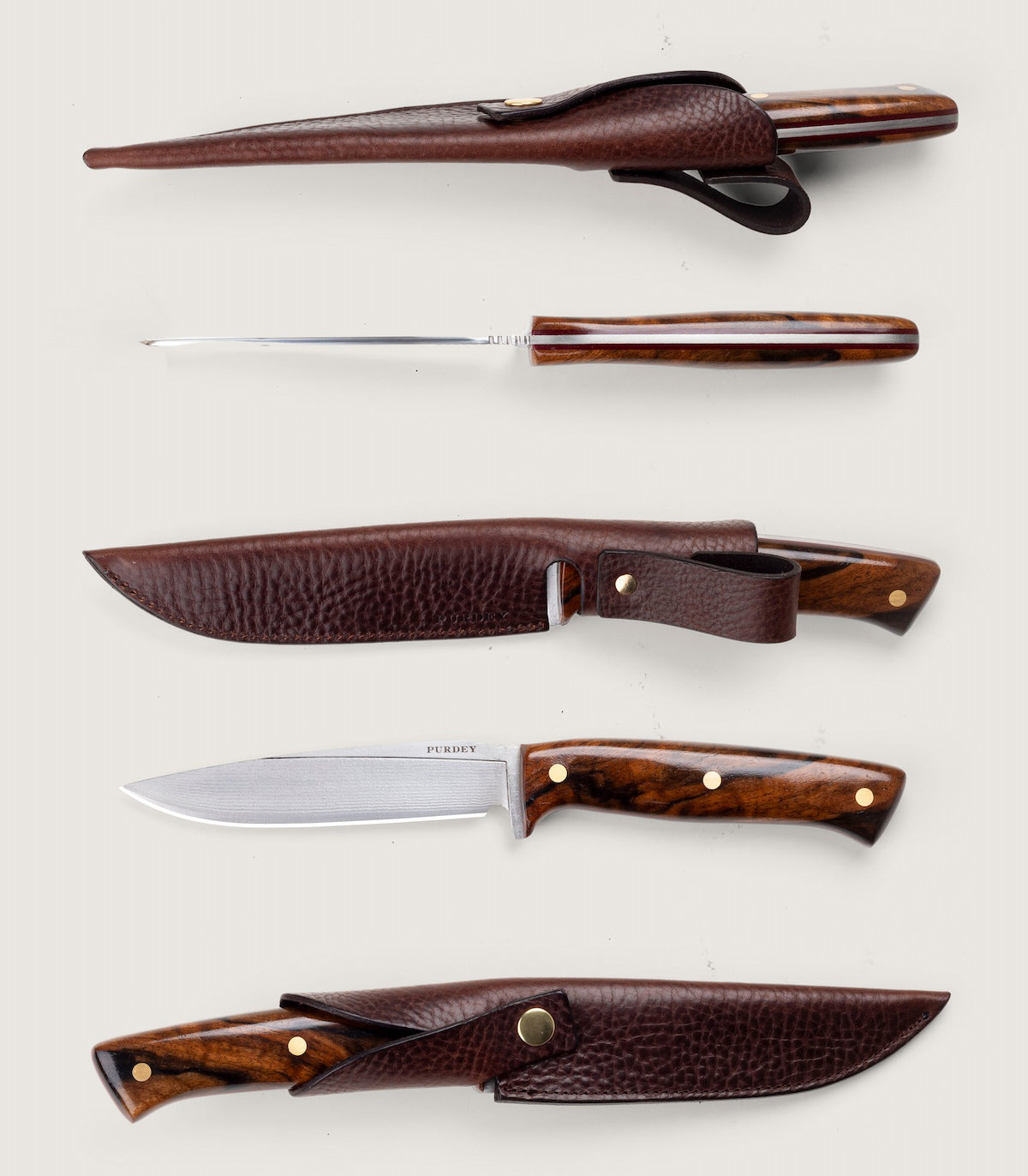 Coldharbour Hunter Knife - 5 inch In Walnut