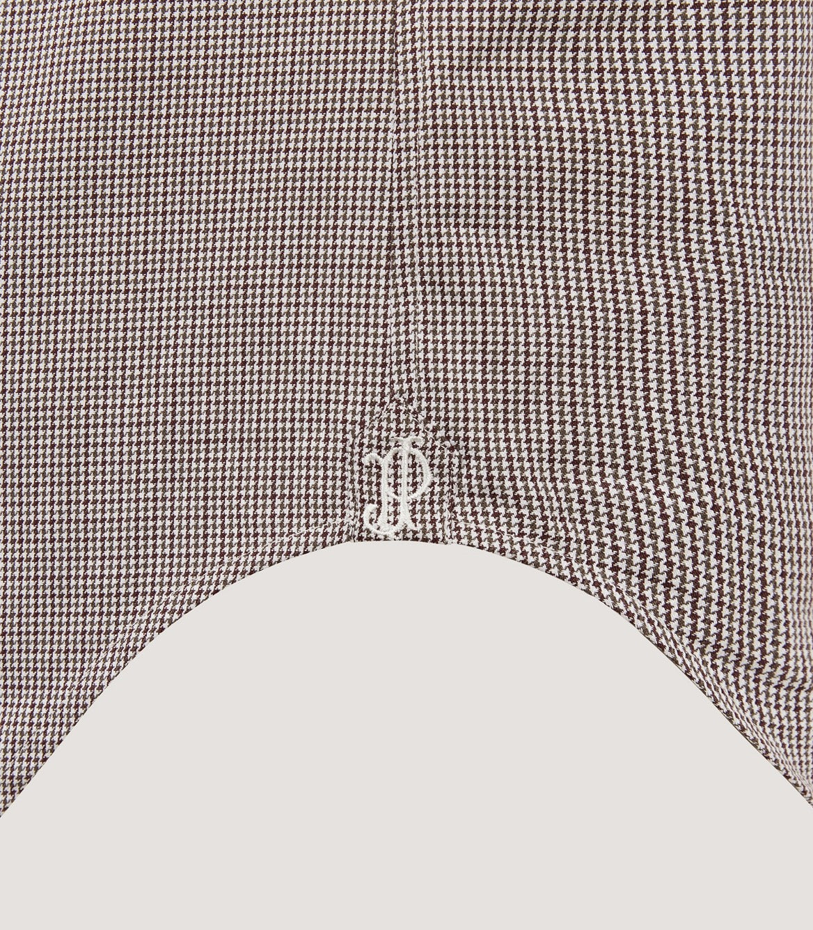 Men's Cotton Shirt With Horn Buttons in Peppercorn