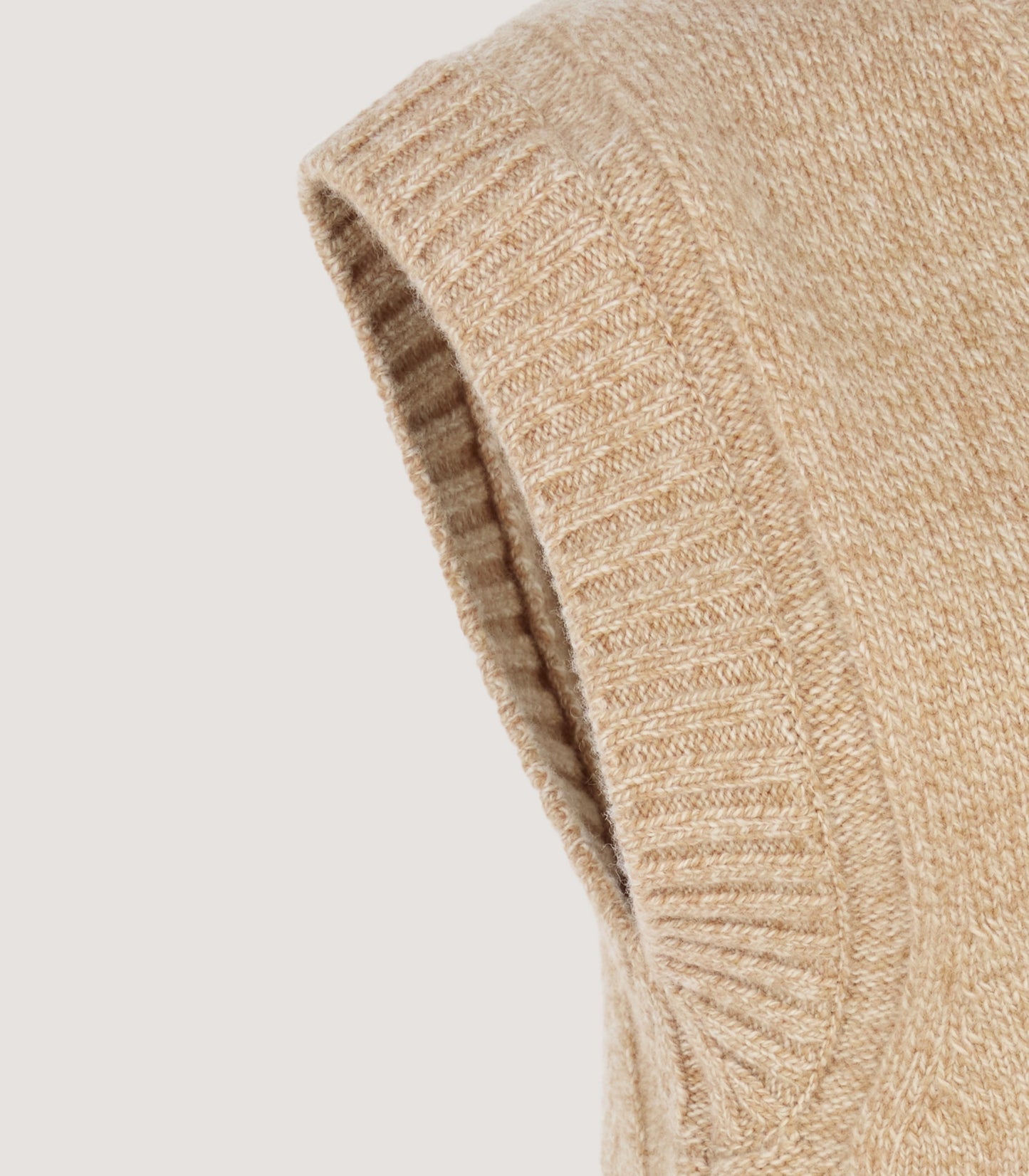 Women's Islay British Outdoor Vest in Camel
