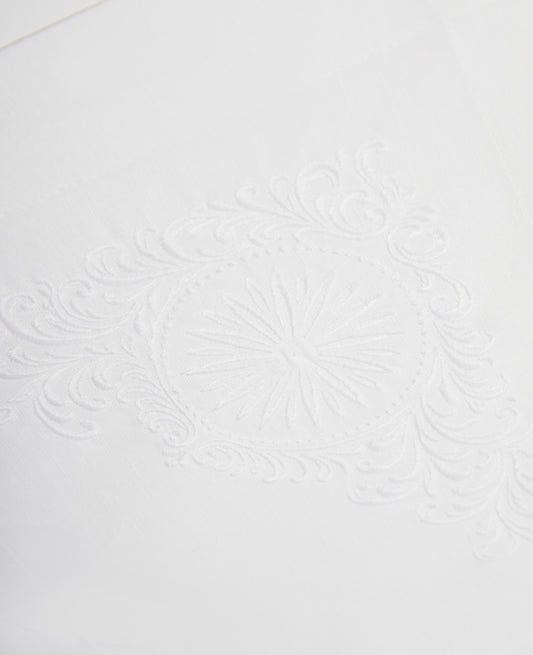 Rose and Scroll Dinner Napkin in White