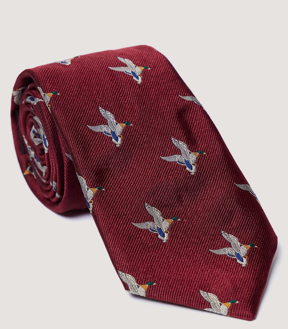 Landing Duck Tie in Red