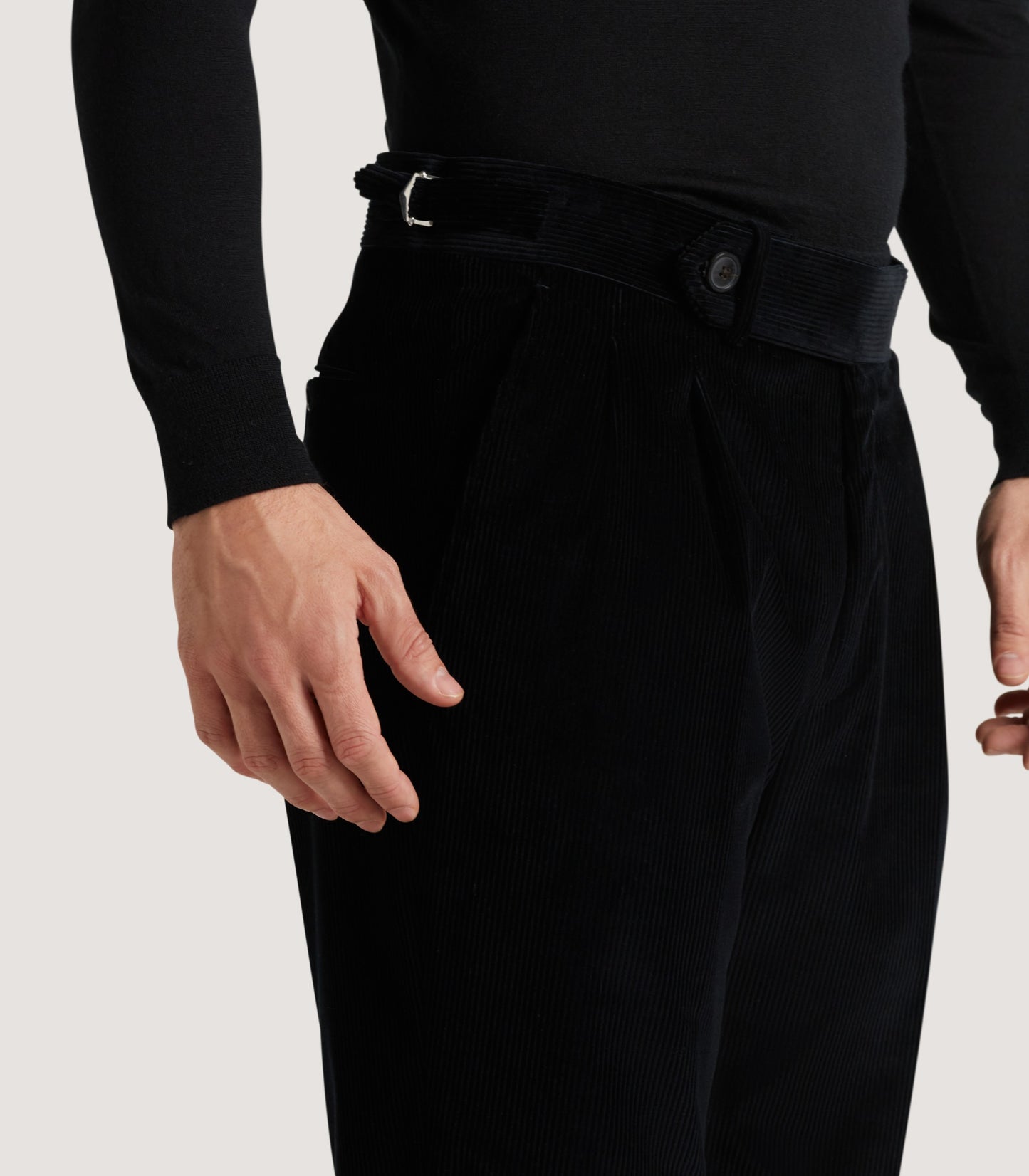 Men's Side Buckle Trouser In Black