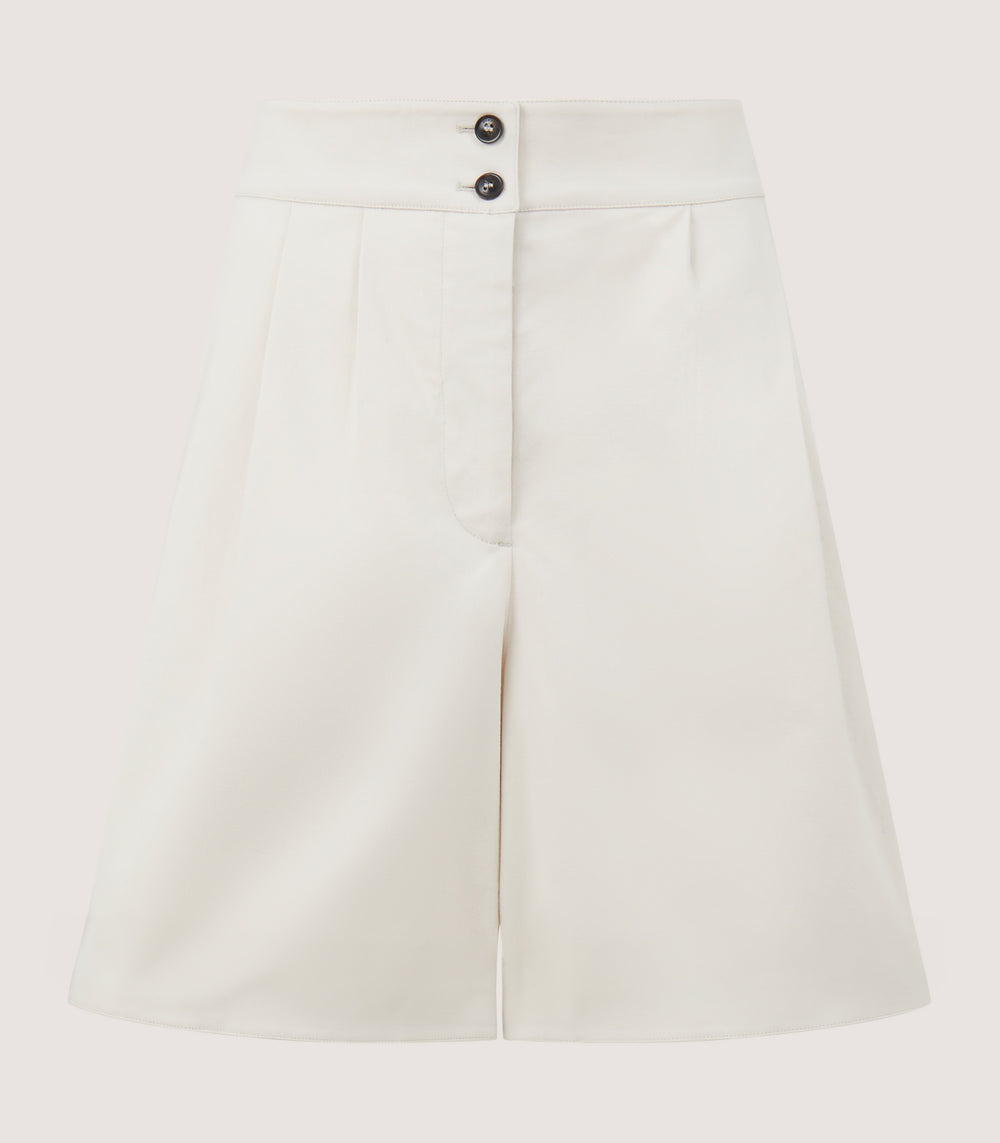 Double Pleat Shorts In Ivory