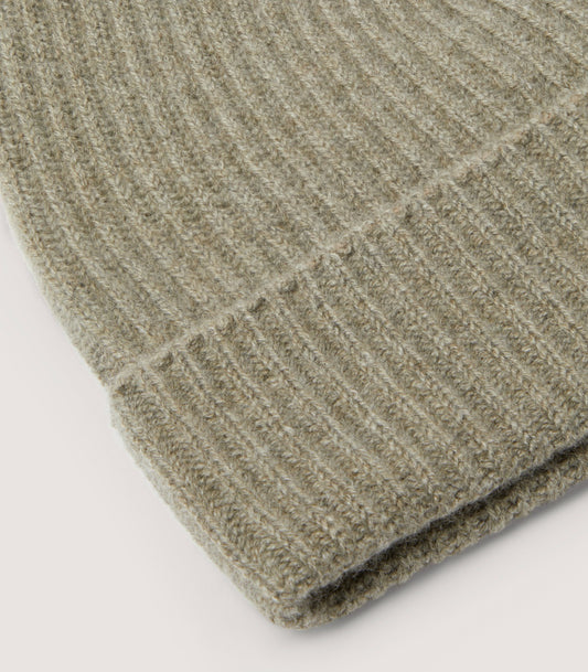 Unisex Ribbed Cashmere Beanie in Sage