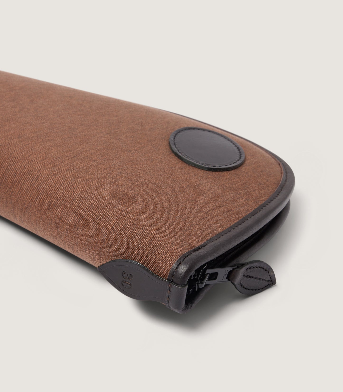 Nettle Canvas Gun Cover In Walnut