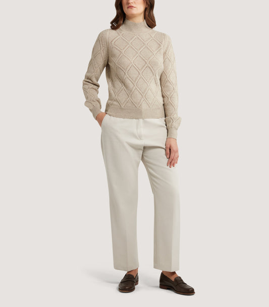 Women's Cashmere Cable Sweater in Oatmeal