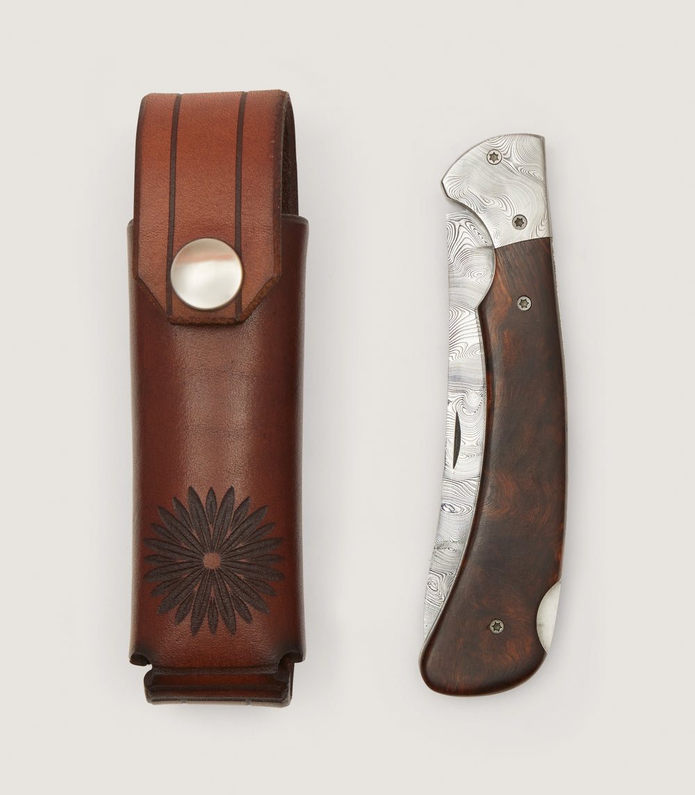 The Stalkers Folding Knife In Desert Ironwood