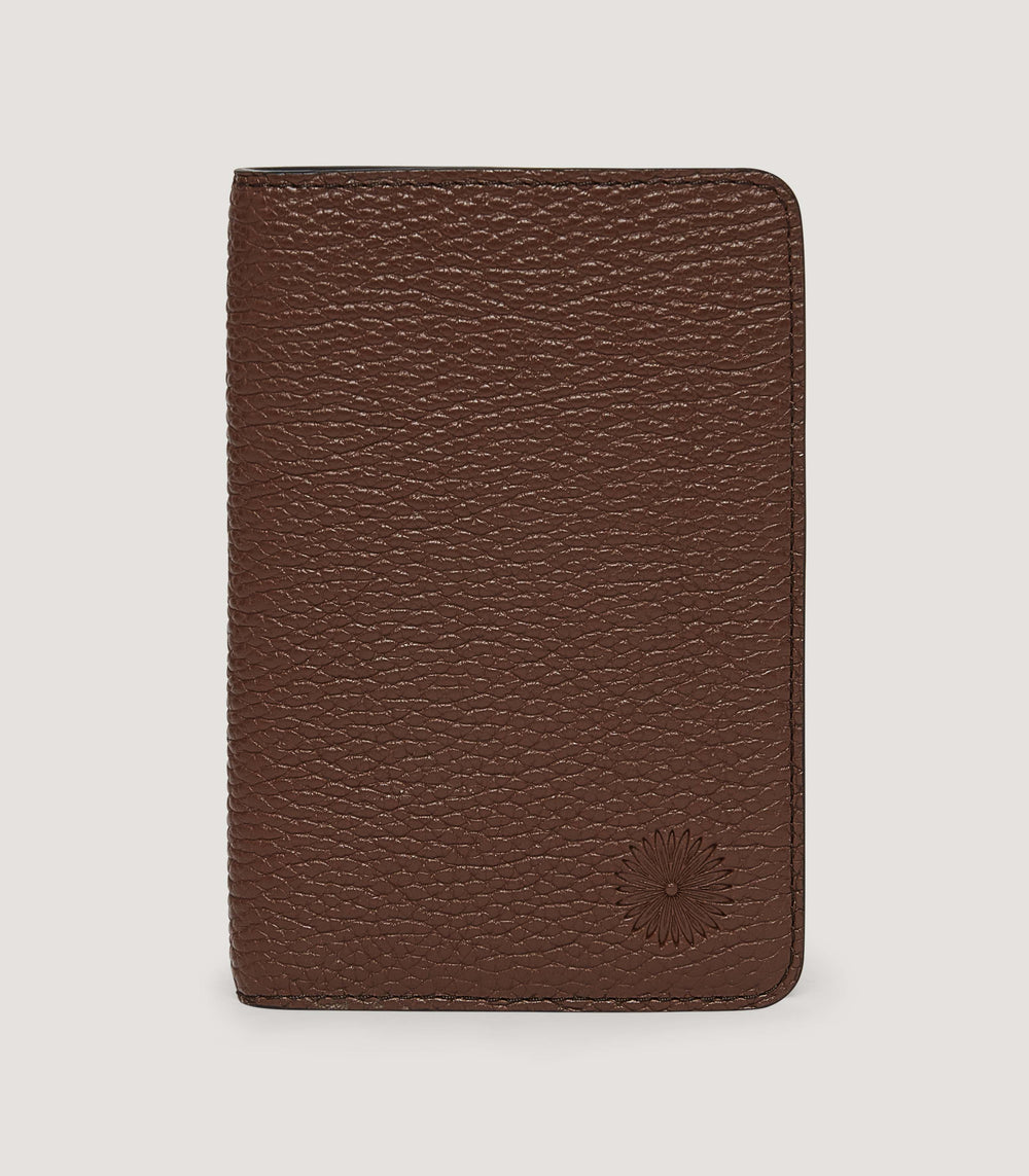 Featherburst Passport Holder in Cognac