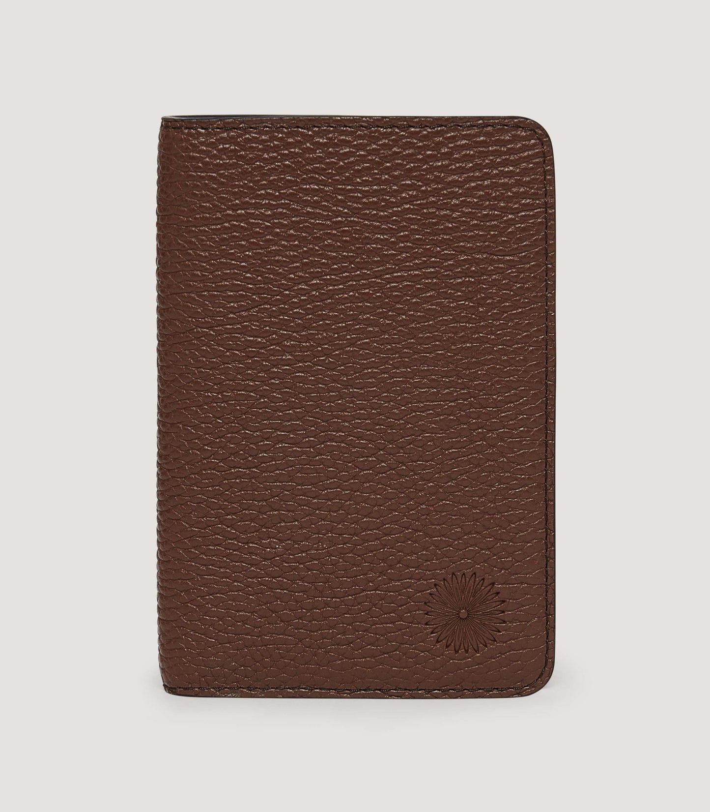 Featherburst Passport Holder in Cognac