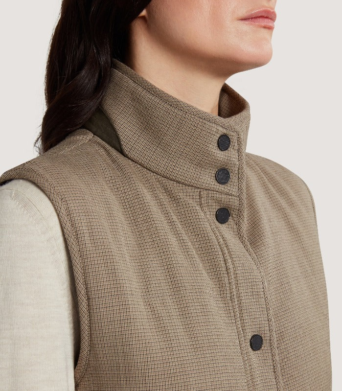 Women's Eccleston Padded Gilet in Peppercorn