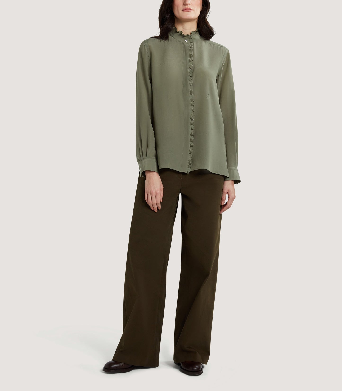 Women's Silk Pie Crust Shirt in Sage Green