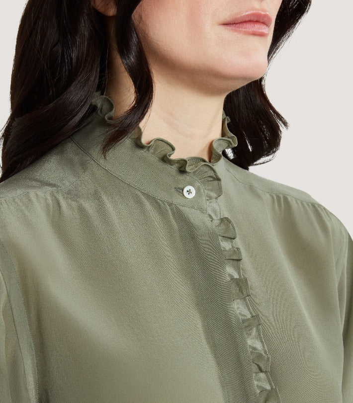 Women's Silk Pie Crust Shirt in Sage Green