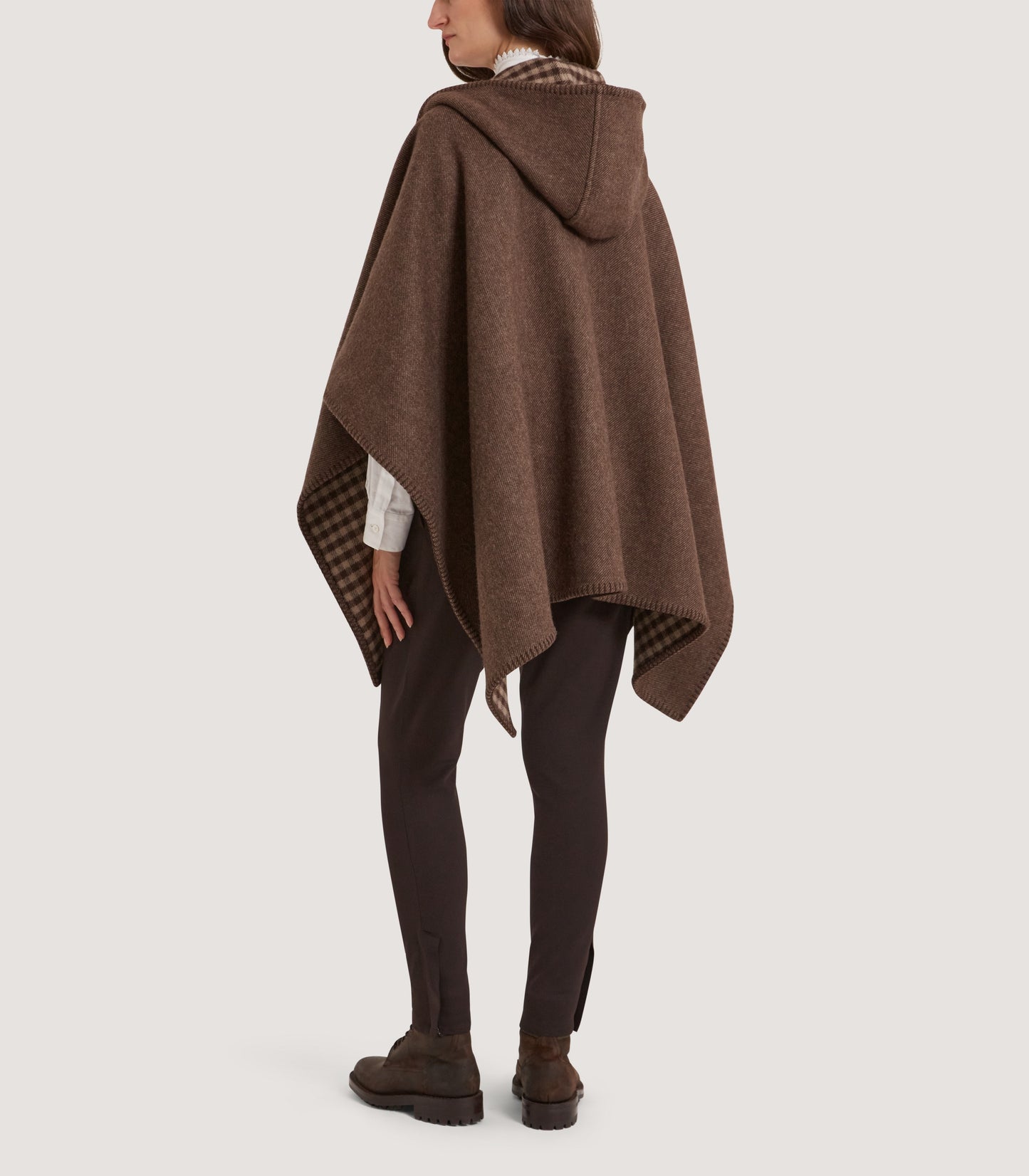 Women's Cadogan Cape in Walnut