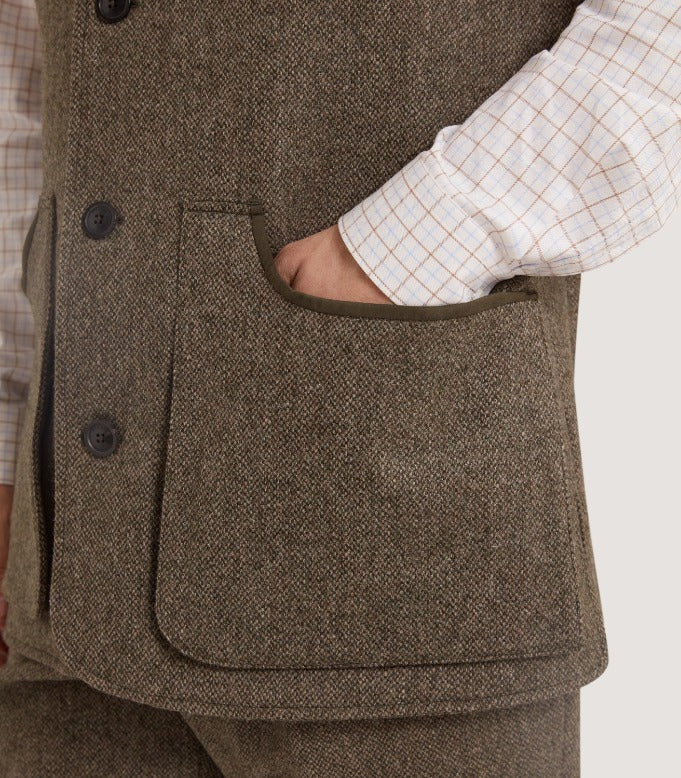 Men's Lightweight Tweed High Collar Vest in Acorn