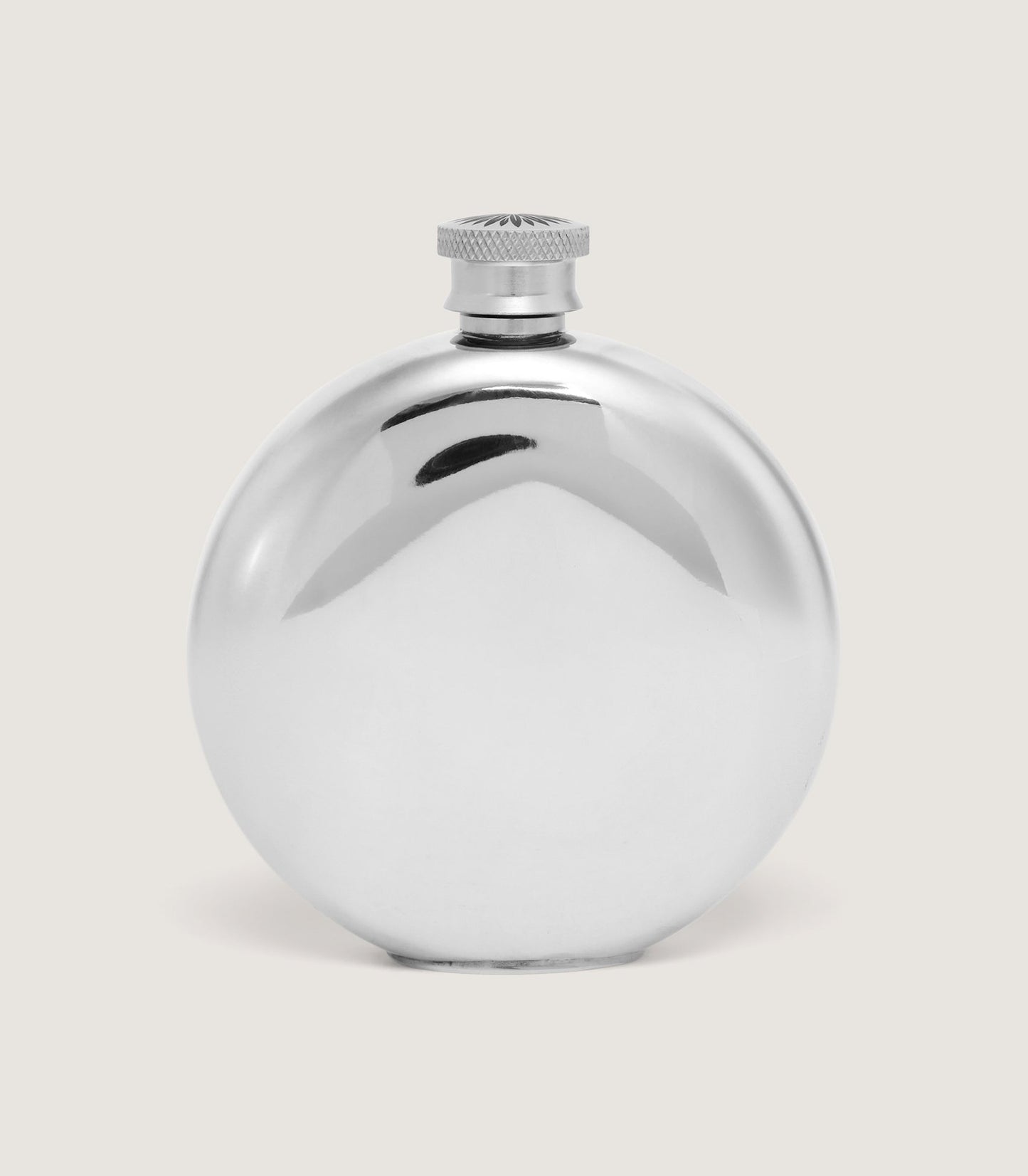 Round Concave Back Pewter Flask In Pewter