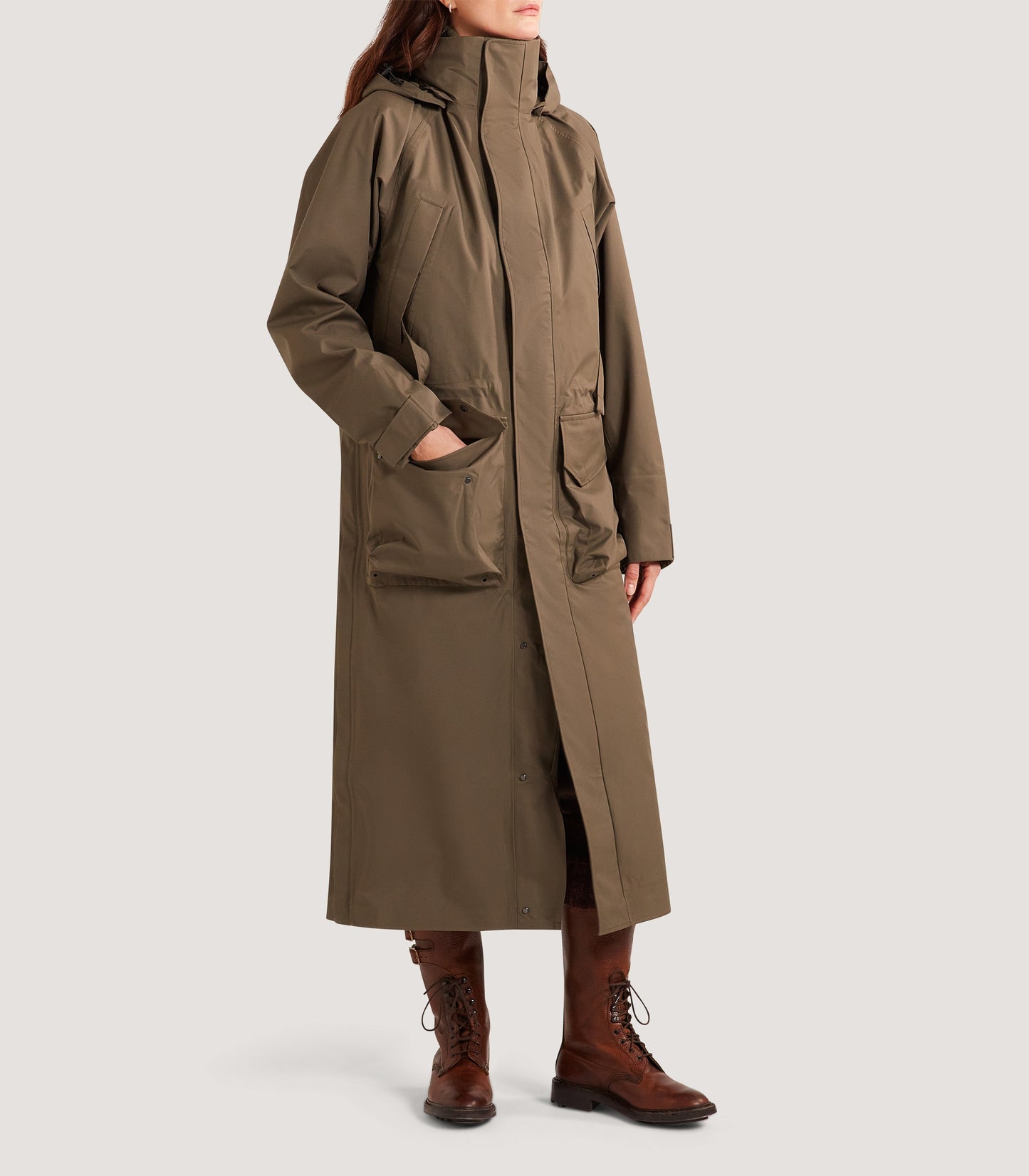 Technical Vatersay Sporting Cape II in Drab