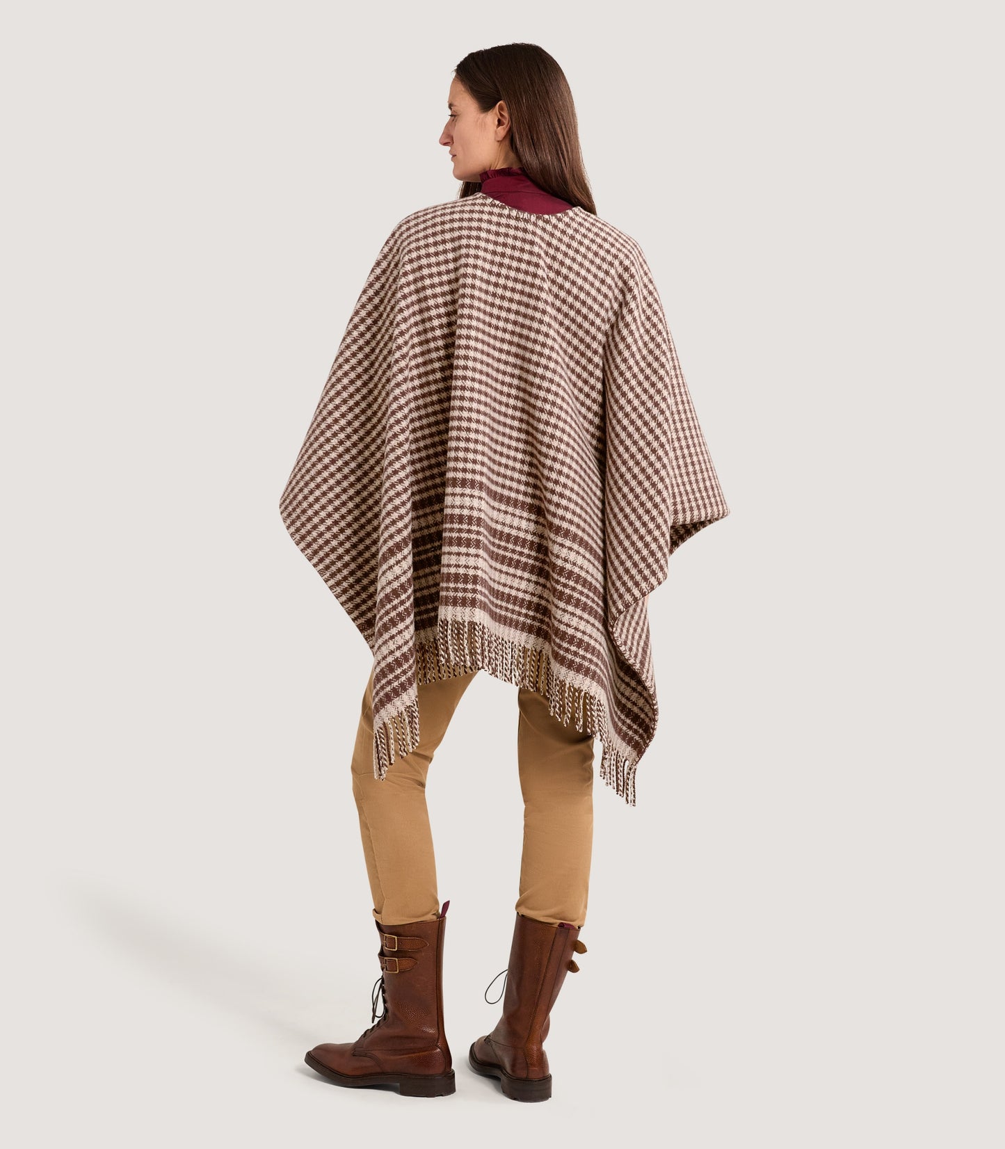 Women's Shepherds Check Poncho in Chocolate
