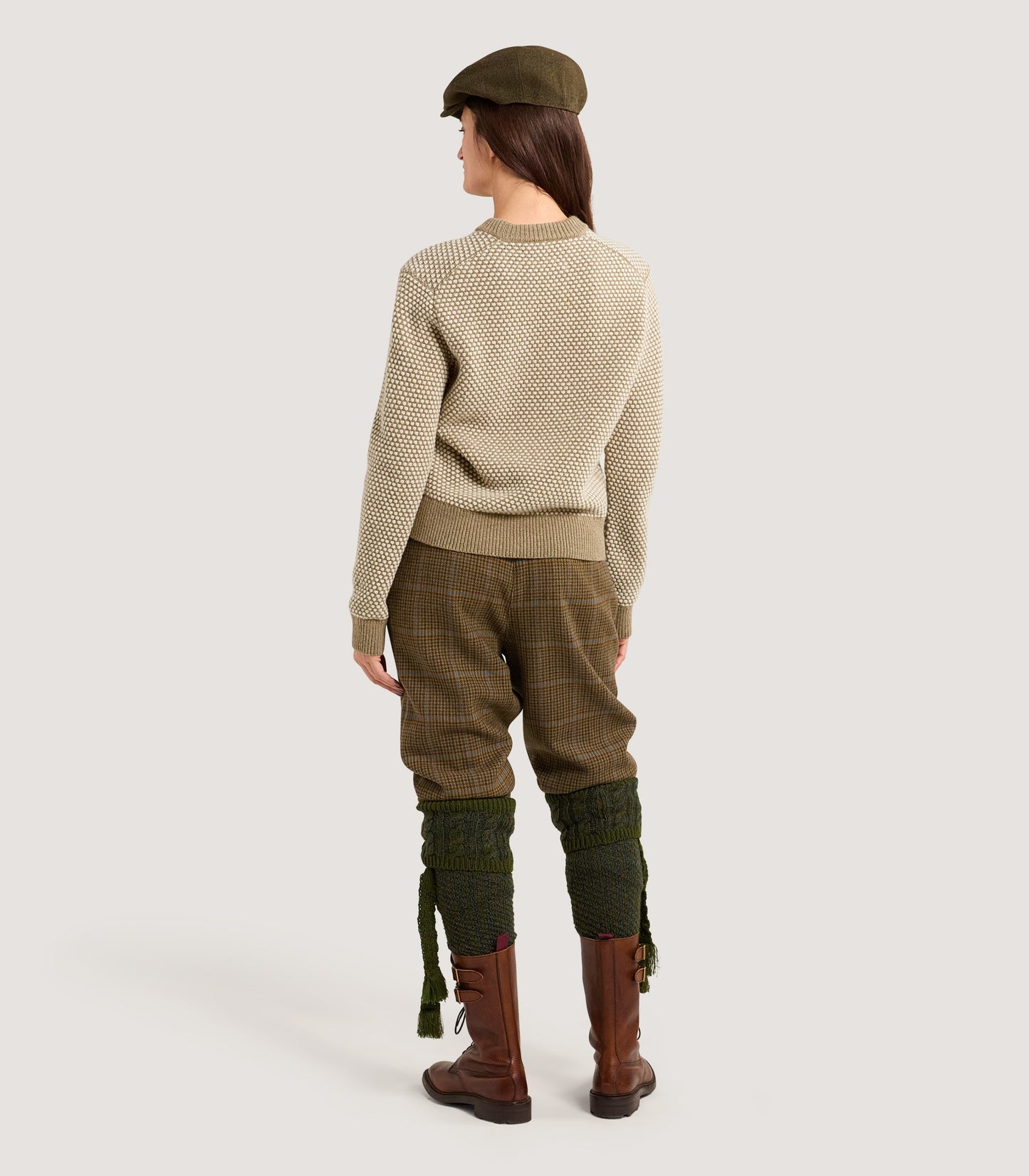 Women's Everly Bicolour Round Neck Sweater in Camel