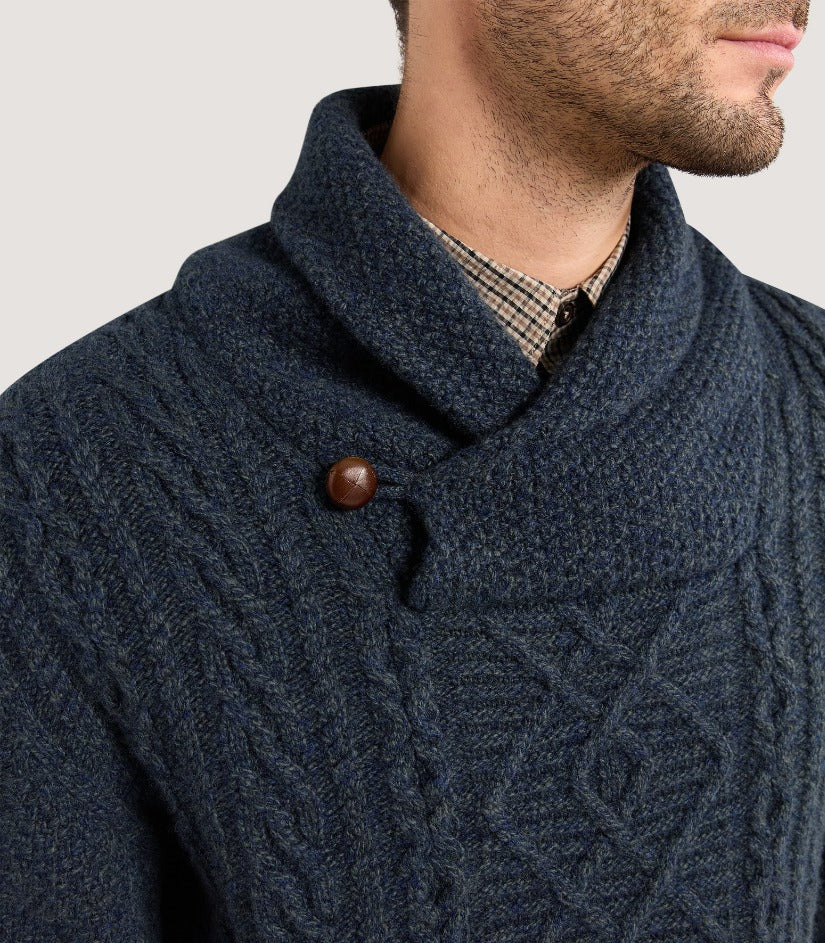 Men's Arran Shawl Collar Cable Sweater in Dark Ocean