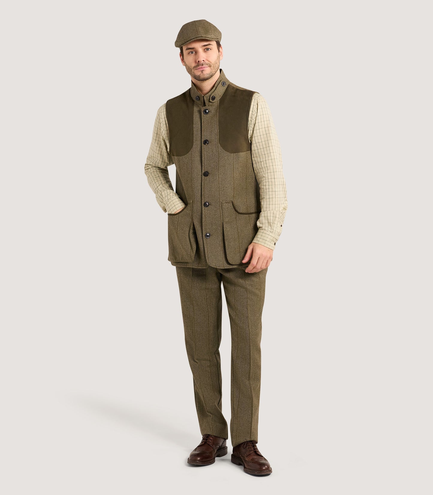Men's Tweed High Collar Shooting Vest in Cairn Tweed
