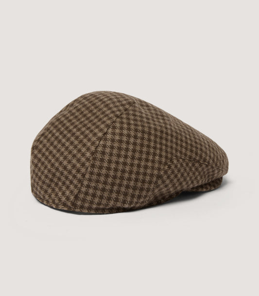 Litton Short Peaked Cashmere Tweed Cap in Torridon Check