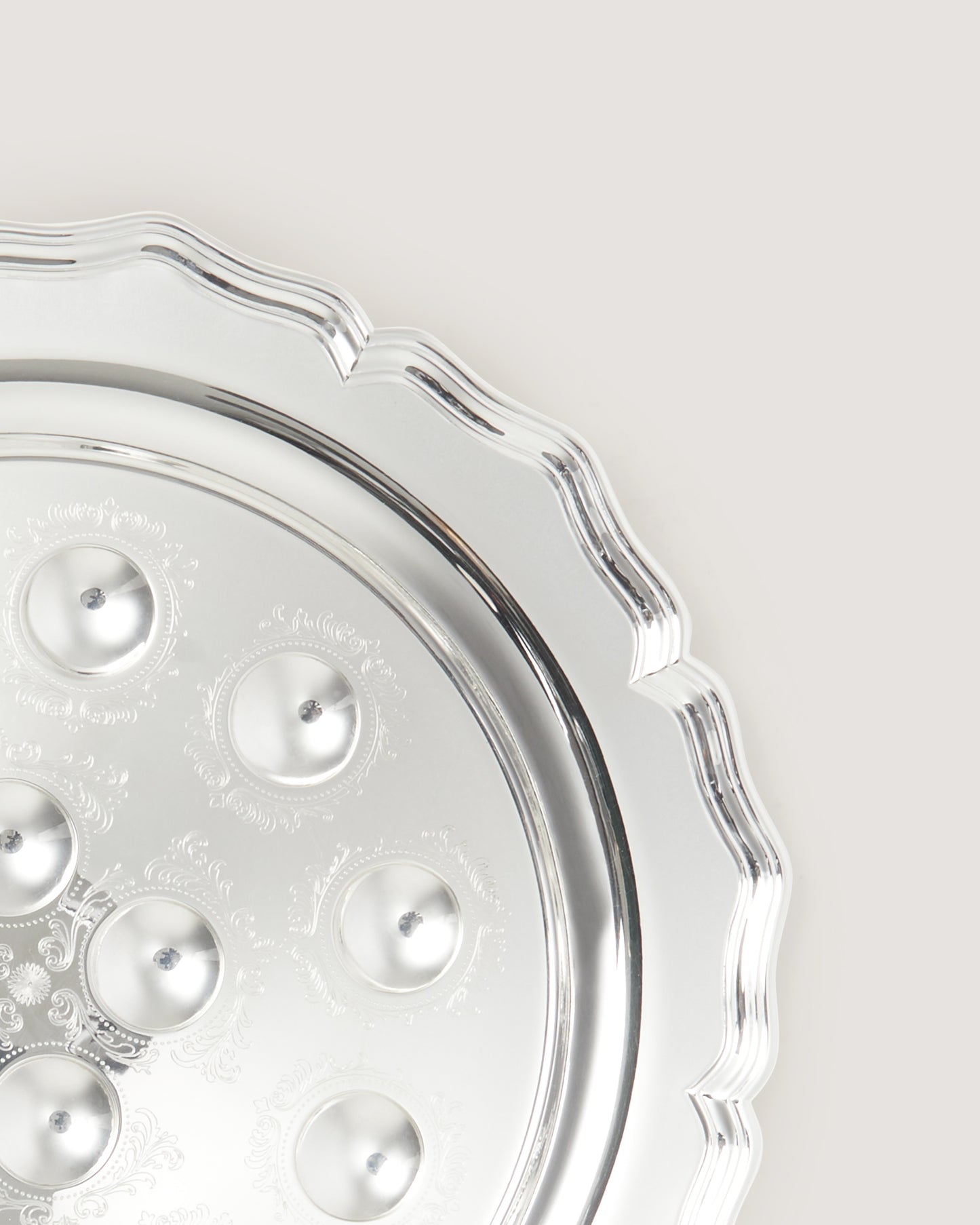 Rose and Scroll Olive Tray in Silver