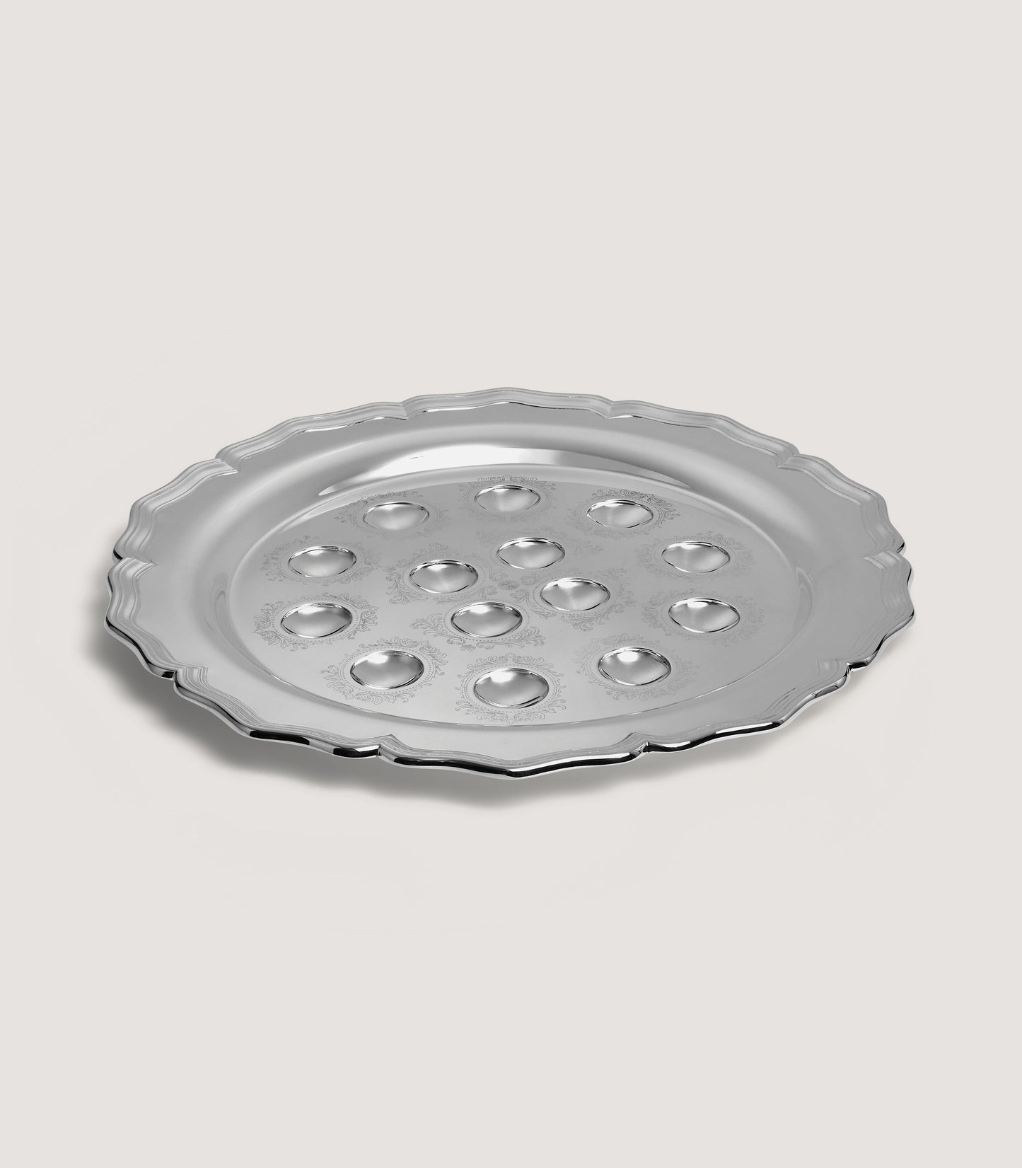 Rose and Scroll Olive Tray in Silver