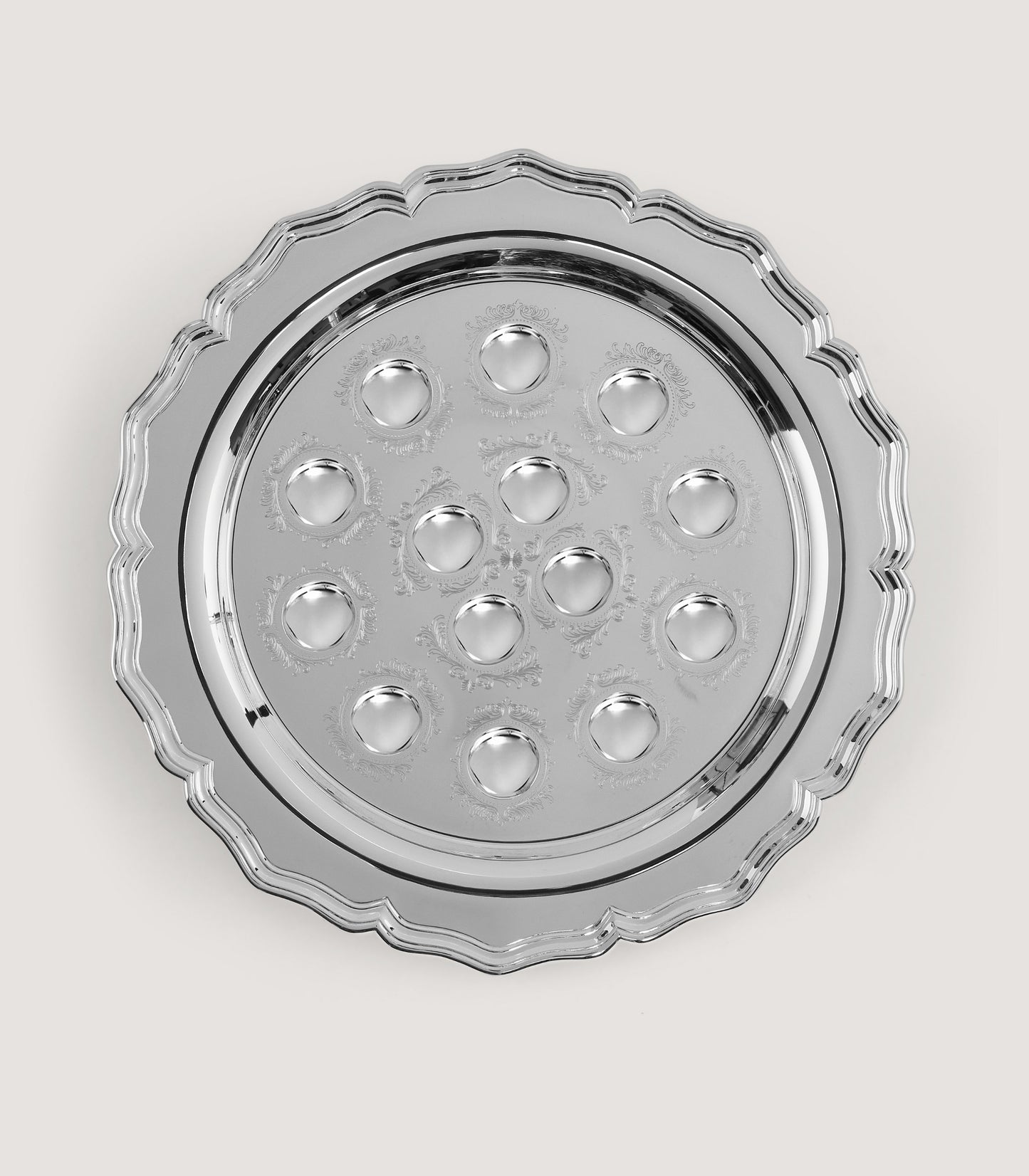 Rose and Scroll Olive Tray in Silver