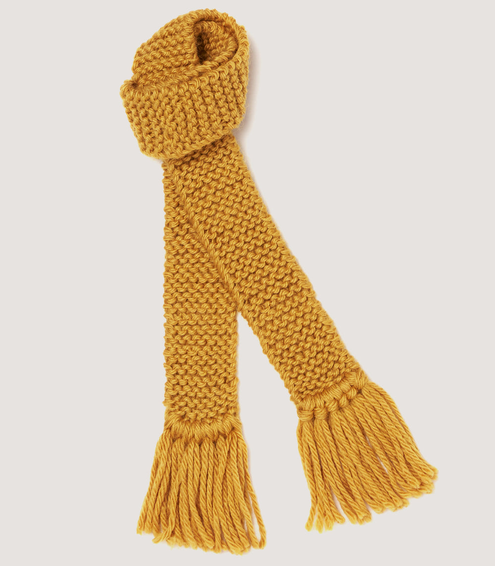 Saltby Handknitted Wool Garter In Gold